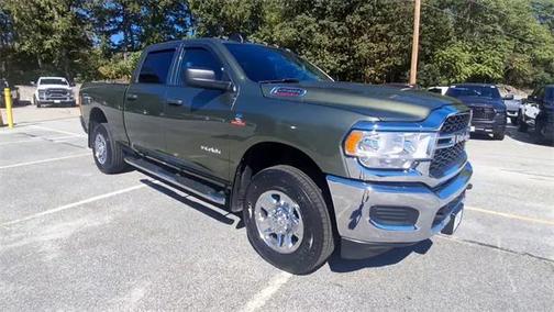 2022 RAM 2500 Tradesman Crew Cab 4x4 64' Box
