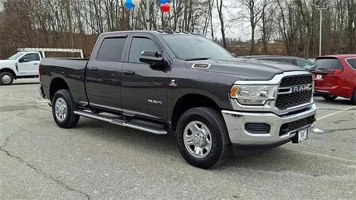 2022 RAM 2500 Tradesman Crew Cab 4x4 64' Box