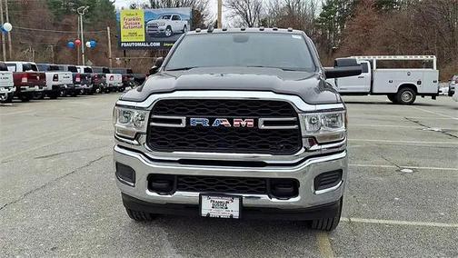 2022 RAM 2500 Tradesman Crew Cab 4x4 64' Box