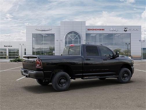 2026 RAM 2500 Tradesman Crew Cab 4x4 6'4' Box