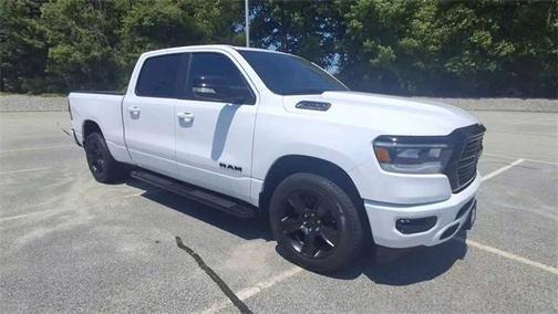 2021 RAM 1500 Big Horn Crew Cab 4x4 64' Box
