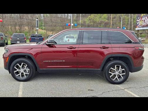 Velvet Red Pearlcoat 2025 Jeep Grand Cherokee Limited