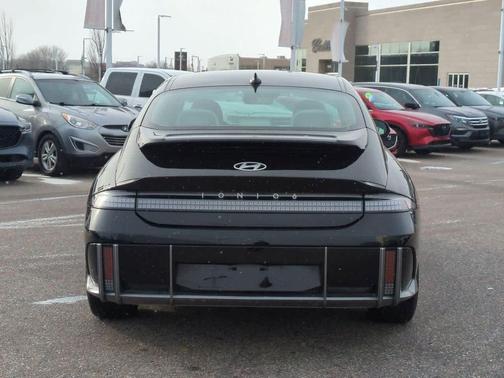 2024 Hyundai IONIQ 6 SEL