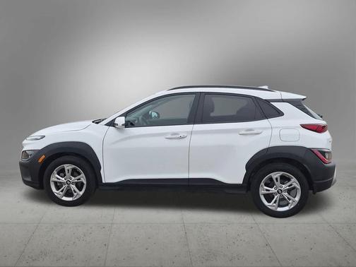 Lunar White 2023 Hyundai KONA SEL