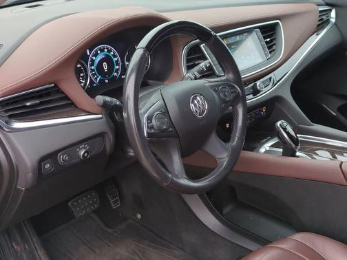 2018 Buick Enclave Avenir