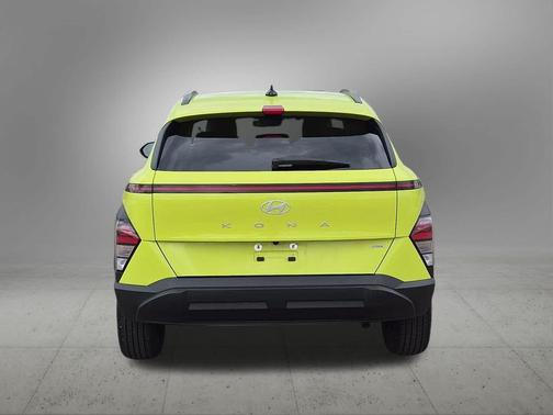 Neoteric Yellow 2024 Hyundai KONA SEL