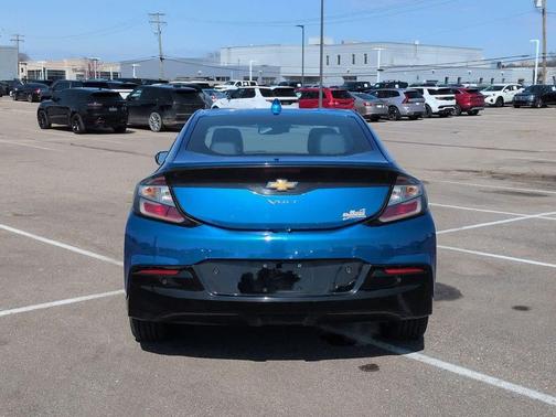 Kinetic Blue Metallic 2017 Chevrolet Volt Premier