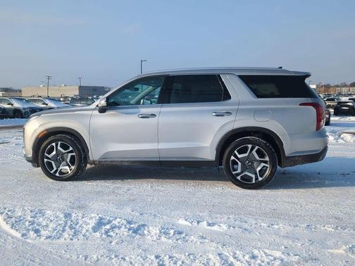 2025 Hyundai PALISADE SEL Premium