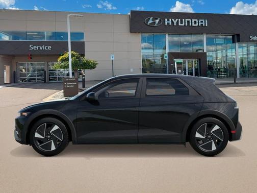 2026 Hyundai IONIQ 5 SE