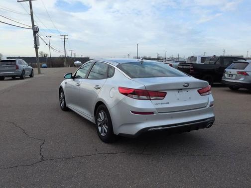 Sparkling Silver 2019 Kia Optima LX