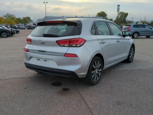 2018 Hyundai Elantra GT Base
