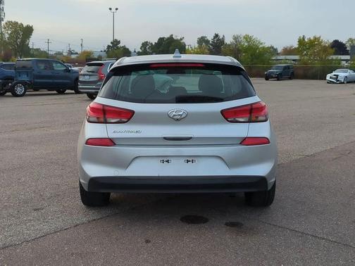 2018 Hyundai Elantra GT Base
