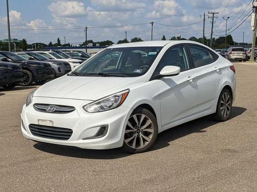 2017 Hyundai Accent Value Edition