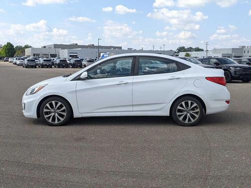 2017 Hyundai Accent Value Edition