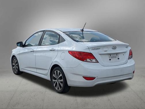 2017 Hyundai Accent Value Edition