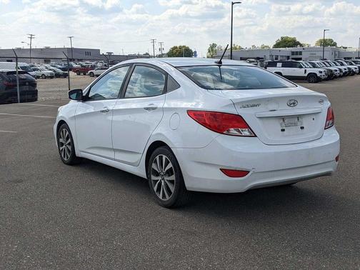 2017 Hyundai Accent Value Edition