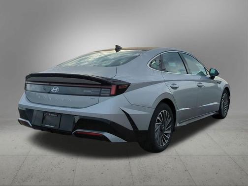 2024 Hyundai SONATA Hybrid Limited