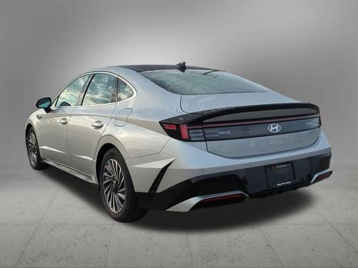 2024 Hyundai SONATA Hybrid Limited