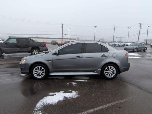 2014 Mitsubishi Lancer 