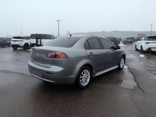 2014 Mitsubishi Lancer 