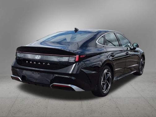 Abyss Black 2026 Hyundai SONATA SEL