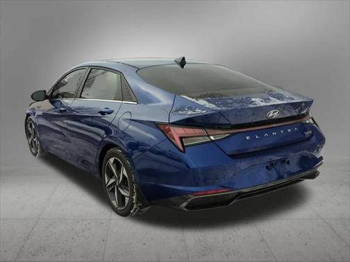 2022 Hyundai ELANTRA Limited