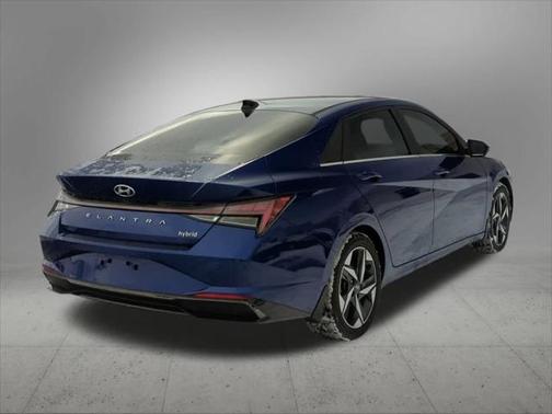 2022 Hyundai ELANTRA Limited