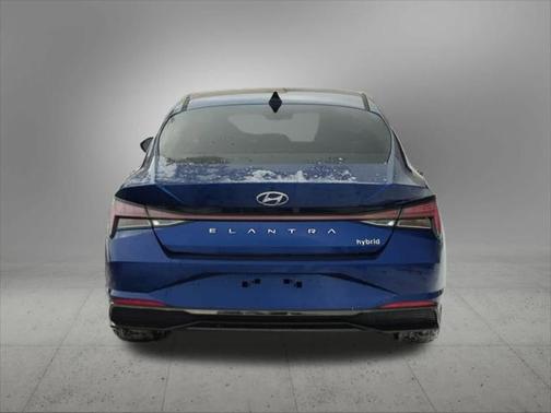 2022 Hyundai ELANTRA Limited