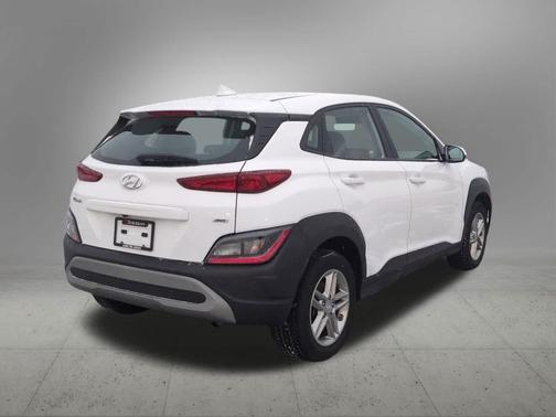 2023 Hyundai KONA SE
