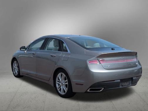 Luxe Metallic 2015 Lincoln MKZ Base