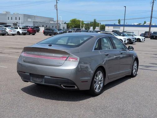 Luxe Metallic 2015 Lincoln MKZ Base