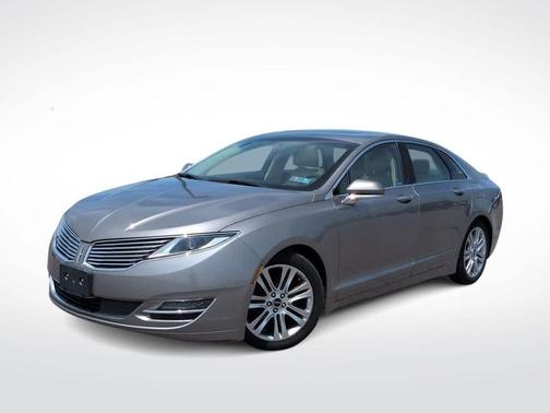 Luxe Metallic 2015 Lincoln MKZ Base
