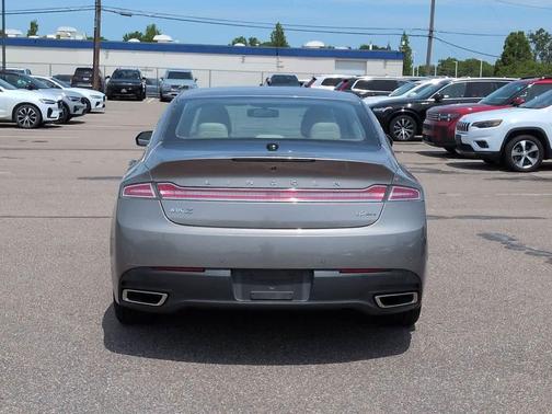 Luxe Metallic 2015 Lincoln MKZ Base