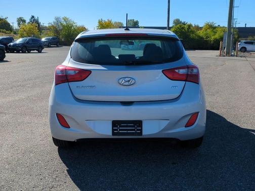 2017 Hyundai Elantra GT Base
