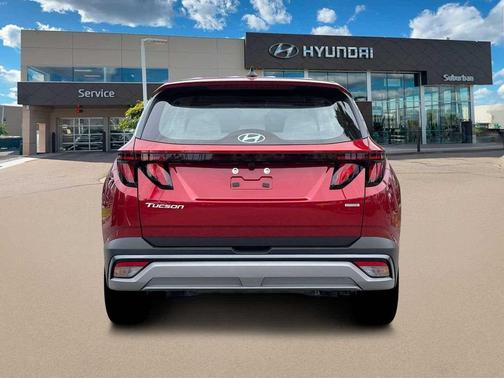 2026 Hyundai TUCSON SE