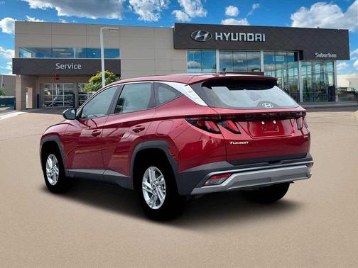 2026 Hyundai TUCSON SE