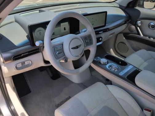 Savile Silver 2023 Genesis GV60 Advanced AWD