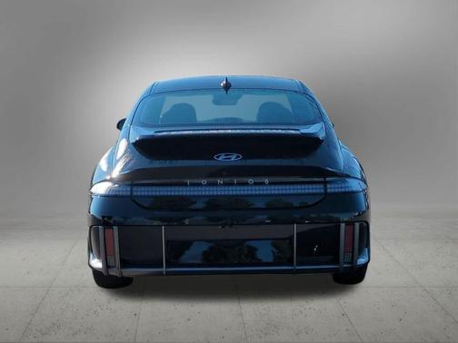 2023 Hyundai IONIQ 6 Limited