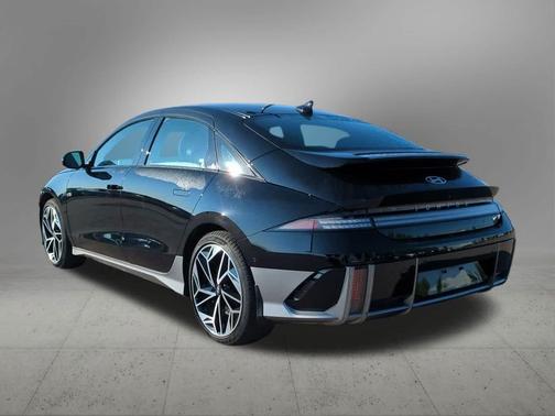 2023 Hyundai IONIQ 6 Limited