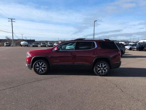 Volcanic Red Tintcoat 2023 GMC Acadia FWD SLE