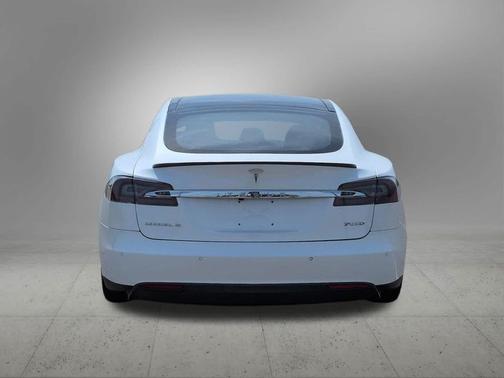 White 2015 Tesla Model S P85D