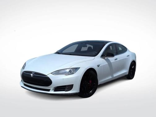 White 2015 Tesla Model S P85D
