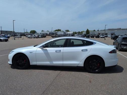 White 2015 Tesla Model S P85D