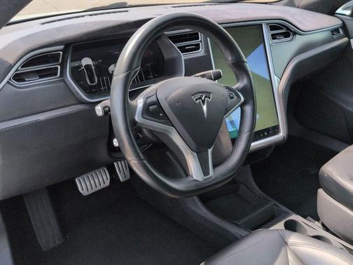 White 2015 Tesla Model S P85D
