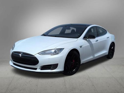 White 2015 Tesla Model S P85D