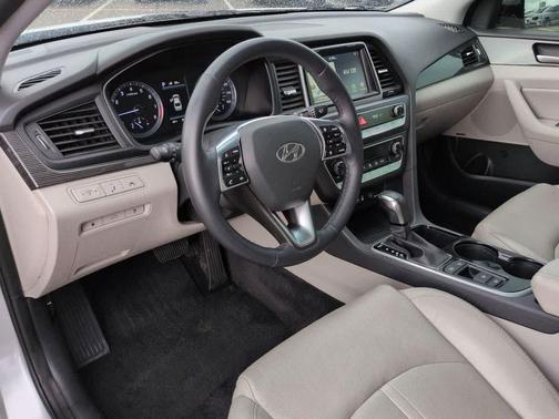 Symphony Silver 2018 Hyundai SONATA Limited