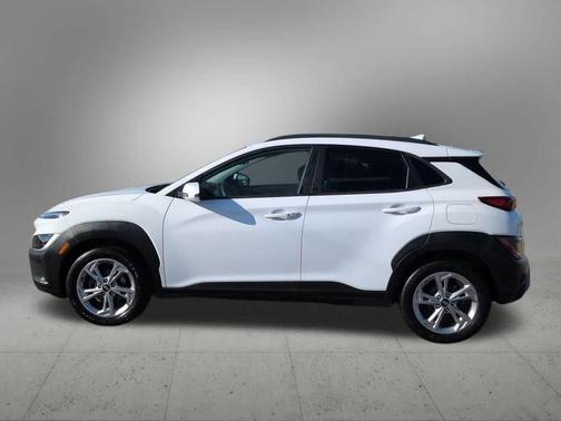 Lunar White 2023 Hyundai KONA SEL