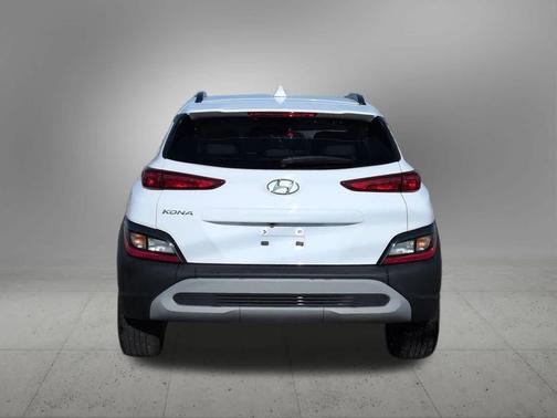 Lunar White 2023 Hyundai KONA SEL
