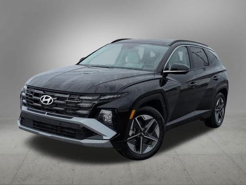 Phantom Black 2025 Hyundai TUCSON SEL Convenience