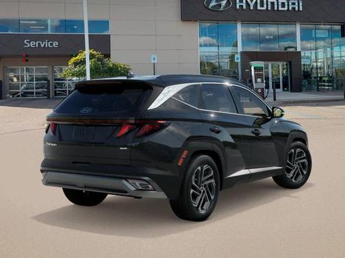 Phantom Black 2026 Hyundai TUCSON SEL Plus